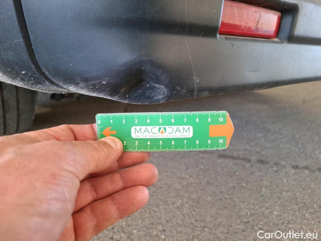  Renault  Trafic  Fourgon L2H1 3T Grand Confort 2.0 dCi 130CV BVM6 E6d #13