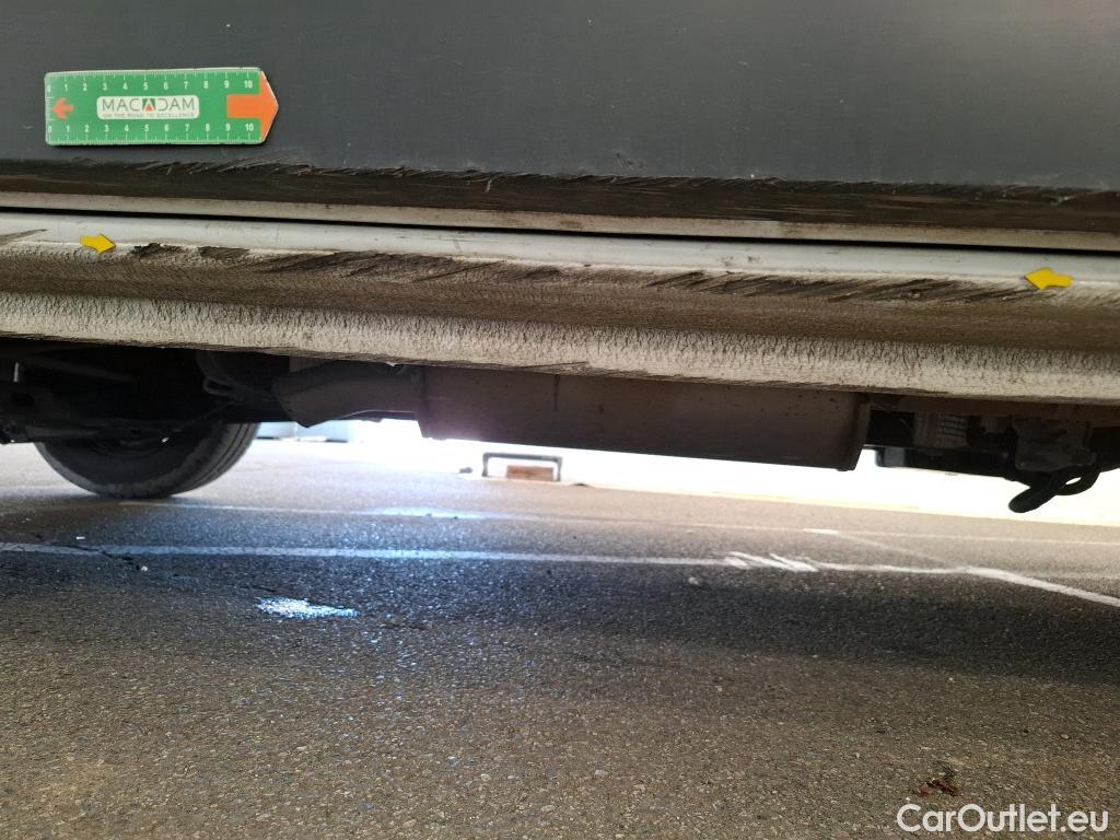  Renault  Trafic  Fourgon L2H1 3T Grand Confort 2.0 dCi 130CV BVM6 E6d #24