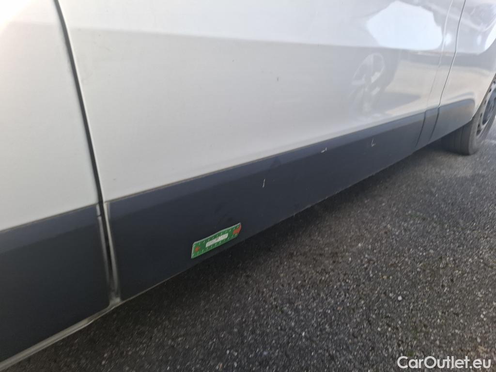  Renault  Trafic  Fourgon L2H1 3T Grand Confort 2.0 dCi 130CV BVM6 E6d #27