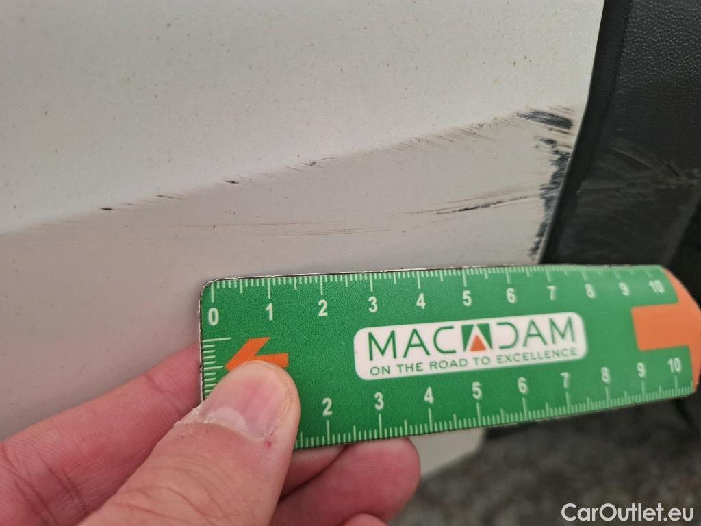  Volkswagen  Tiguan VOLKSWAGEN  / 2020 / 5P / SUV 2.0 TDI 150 DSG7 R-Line Exclusive #15