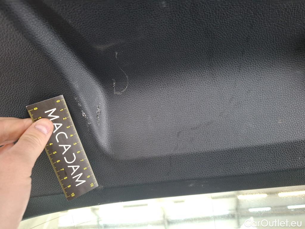  Toyota  Corolla TOYOTA  Touring Sports / 2018 / 5P / Break Hybride 122h Dynamic Business Stage Acad #29