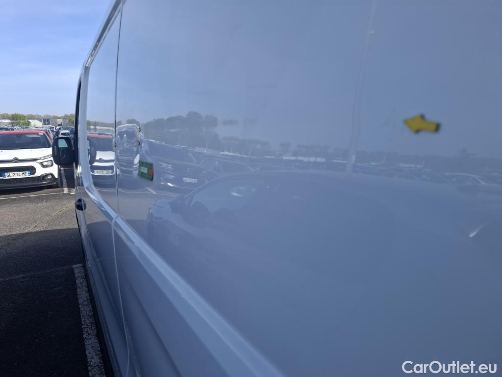 Renault  Trafic  Fourgon L2H1 3T Grand Confort 2.0 dCi 130CV BVM6 E6d #10