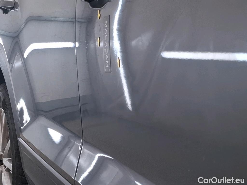  Volkswagen  T-ROC VOLKSWAGEN  / 2021 / 5P / SUV 2.0 TDI 150 LIFE PLUS DSG7 #9