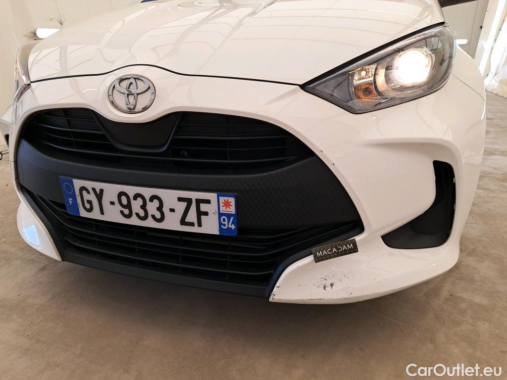  Toyota  Yaris TOYOTA  / 2019 / 5P / Berline 120 VVT-i Dynamic Business #1