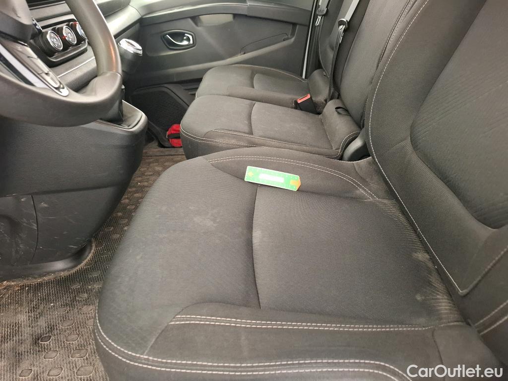  Renault  Trafic  Fourgon L2H1 3T Grand Confort 2.0 dCi 130CV BVM6 E6d #58