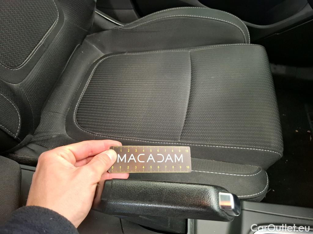  Renault  Megane  IV Estate Business 1.5 dCi 115CV BVM6 E6d #29