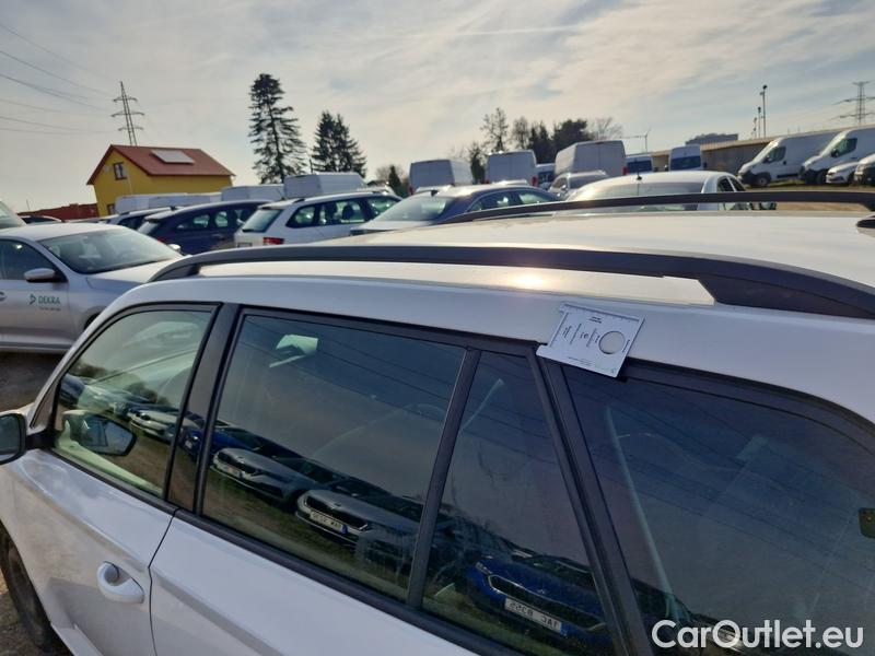  Skoda  Fabia  Combi (2015) Com.1.0TSI 70 Ambition 5d #30