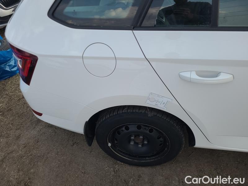  Skoda  Fabia  Combi (2015)  Com.1.0TSI 70 Style #24