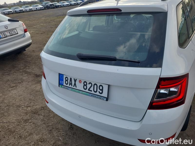  Skoda  Fabia  Combi (2015)  Com.1.0TSI 70 Style #23