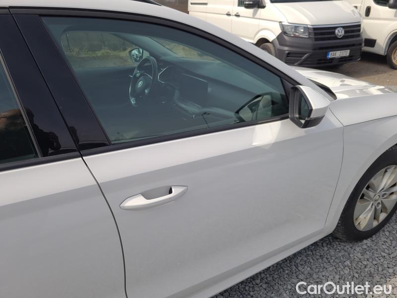  Skoda  Octavia  Combi (NX3)(2020) Oct.C.2.0TDI 110 4x4 Ambit AT #19