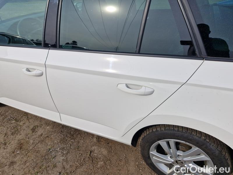  Skoda  Fabia  Combi (2015) Com.1.0TSI 70 Ambition 5d #19