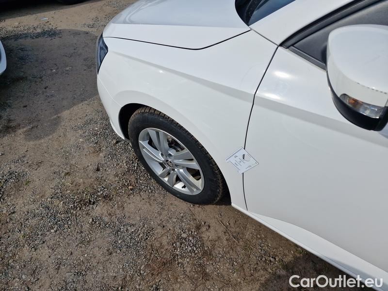  Skoda  Fabia  Combi (2015) Com.1.0TSI 70 Ambition 5d #13