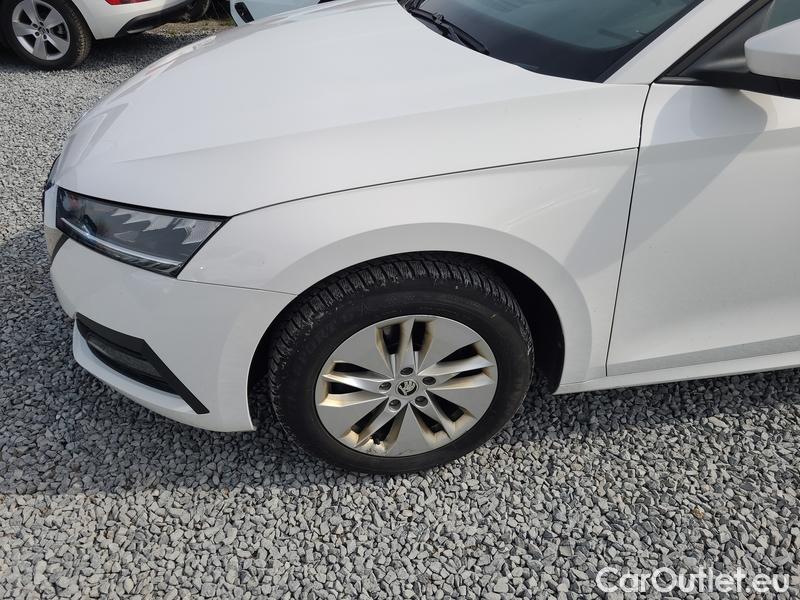  Skoda  Octavia  Combi (NX3)(2020) Oct.C.2.0TDI 110 4x4 Ambit AT #3