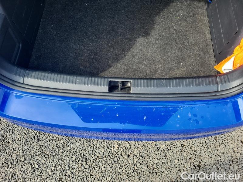  Skoda  Fabia  3 (2015)  1.0TSI 70 Active #19