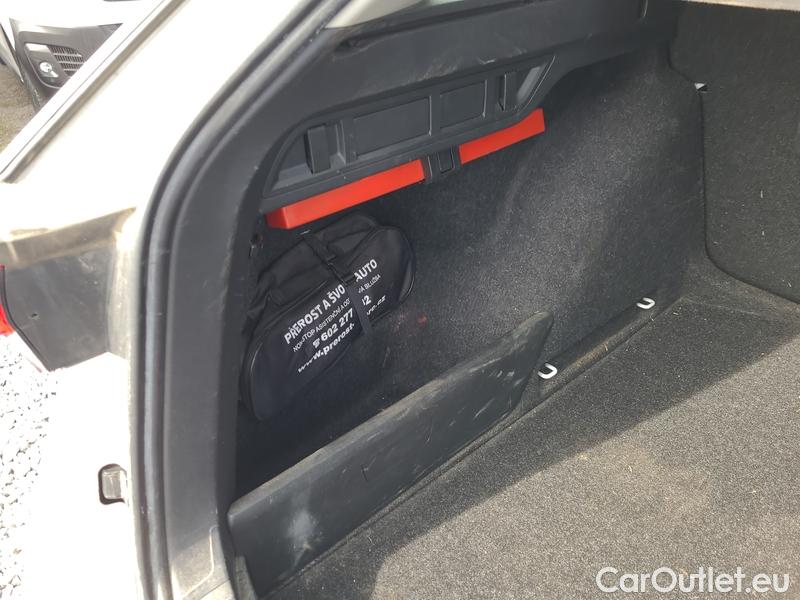  Skoda  Octavia  Combi (NX3)(2020) Oct.C.2.0TDI 110 4x4 Ambit AT #16