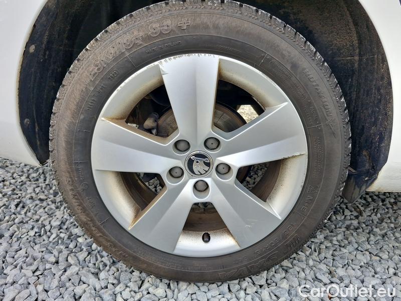  Skoda  Fabia  Combi (2015)  Com 1.0TSI 81 Ambition #13