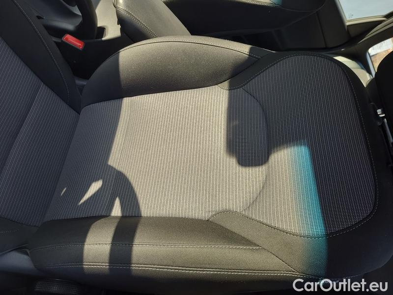  Hyundai  i30  (PD)(01.2017  ->)  kom.1.0TGDI Family Comf #5