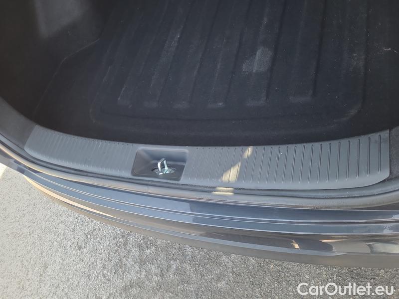  Hyundai  i30  (PD)(01.2017  ->)  kom.1.0TGDI Family Comf #8