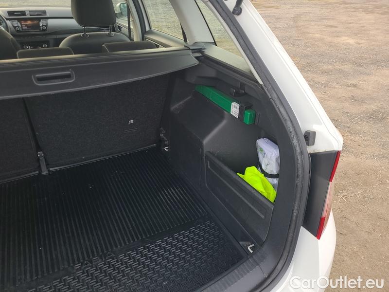  Skoda  Fabia  Combi (2015)  Com.1.0TSI 70 Style #19