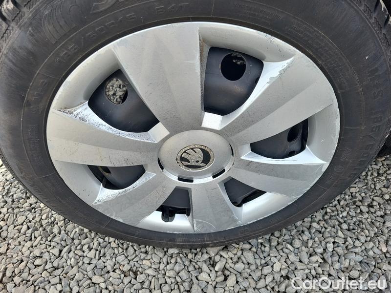  Skoda  Fabia  3 (2015)  1.0TSI 70 Active #24