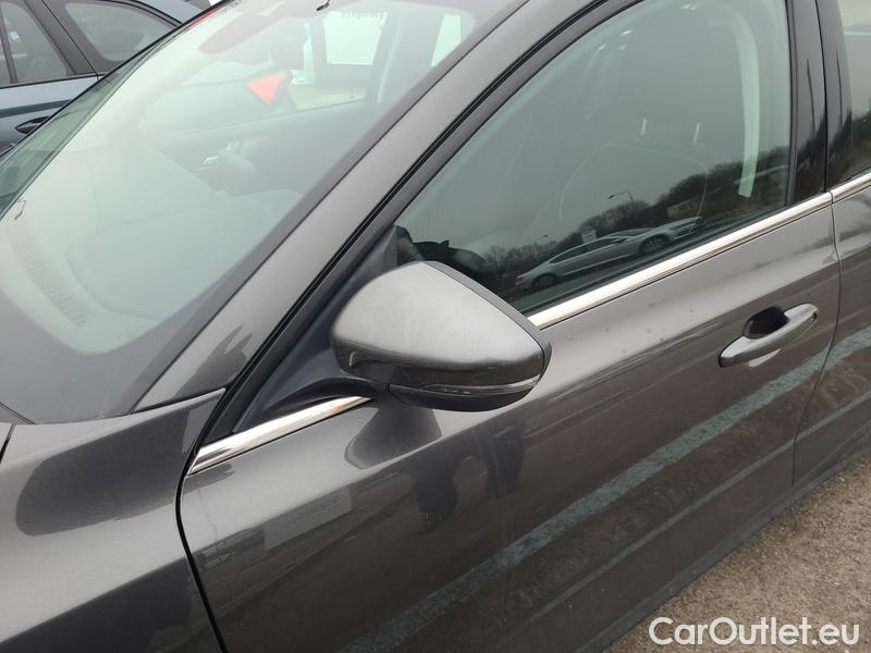  Ford  Focus   Turnier (CGE)(2018->) Foc.Kom.1.5EBl.120 Titanium #5