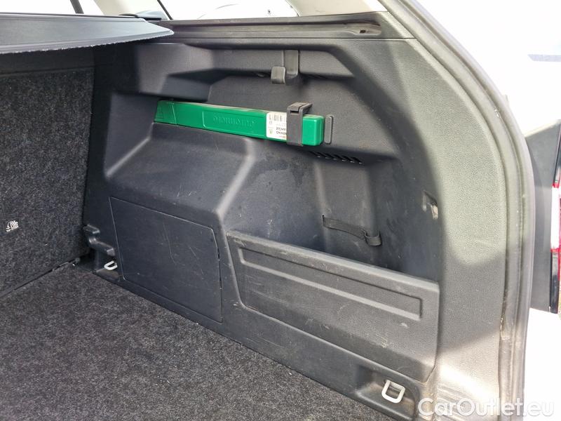  Skoda  Fabia  Combi (2015)  Com 1.0TSI 81 Ambition #10