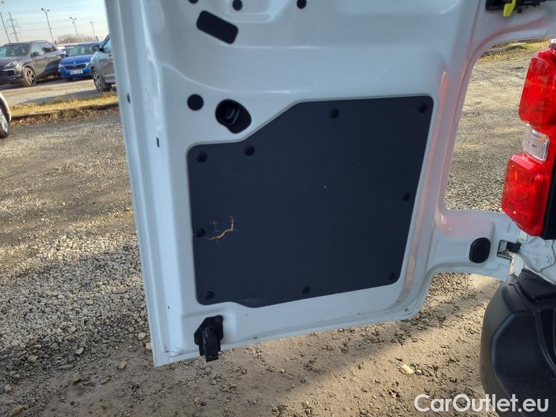  Peugeot  Expert  LCV (2016) Exp. 1.5BHDi 120  S&S L2 Act.6 #12