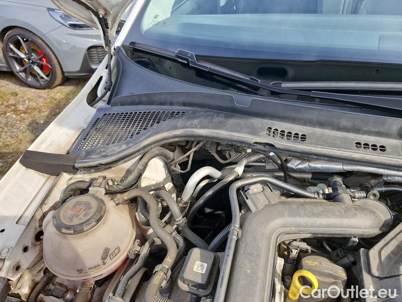  Skoda  Fabia  Combi (2015)  Com 1.0TSI 81 Ambition #15