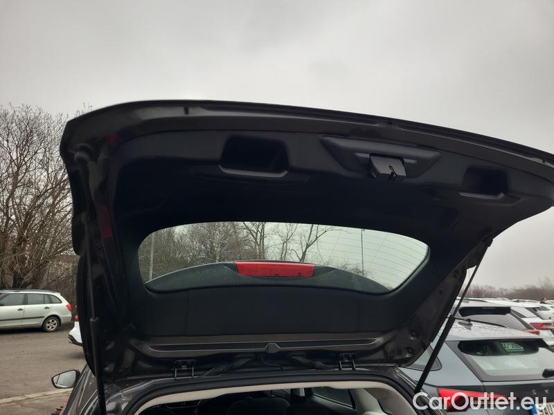  Ford  Focus   Turnier (CGE)(2018->) Foc.Kom.1.5EBl.120 Titanium #19