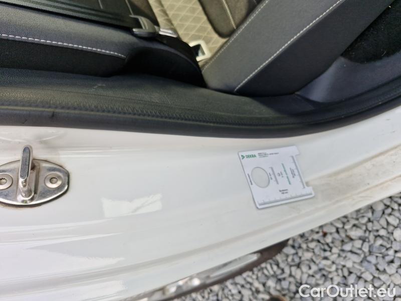  Skoda  Fabia  Combi (2015)  Com 1.0TSI 81 Ambition #14