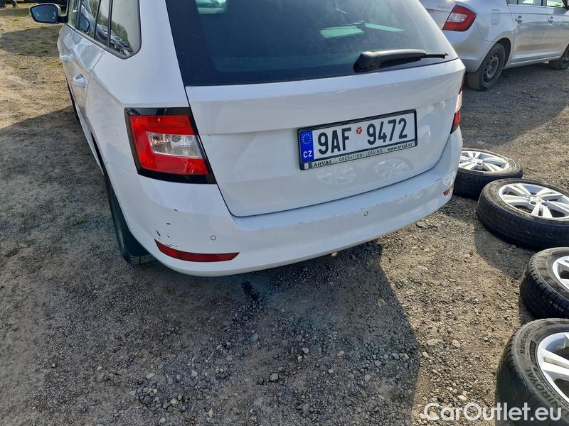  Skoda  Fabia  Combi (2015) Com.1.0TSI 70 Ambition 5d #22