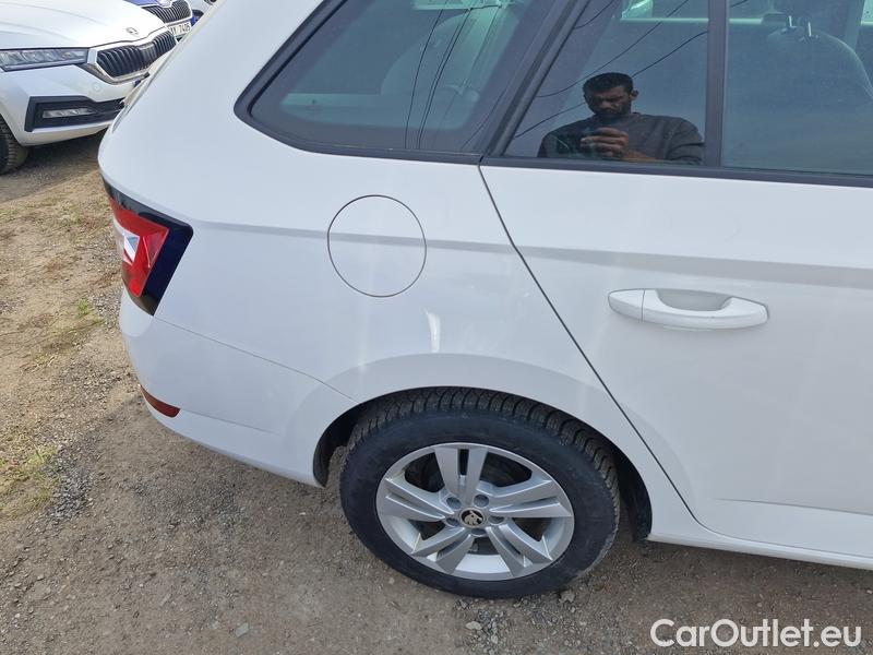  Skoda  Fabia  Combi (2015) Com.1.0TSI 70 Ambition 5d #23