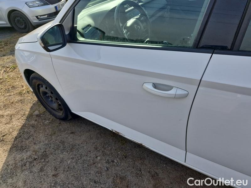  Skoda  Fabia  Combi (2015) Com.1.0TSI 70 Ambition 5d #8