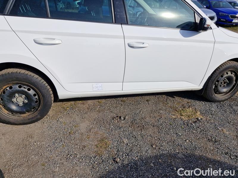  Skoda  Fabia  Combi (2015) Com.1.0TSI 70 Ambition 5d #31