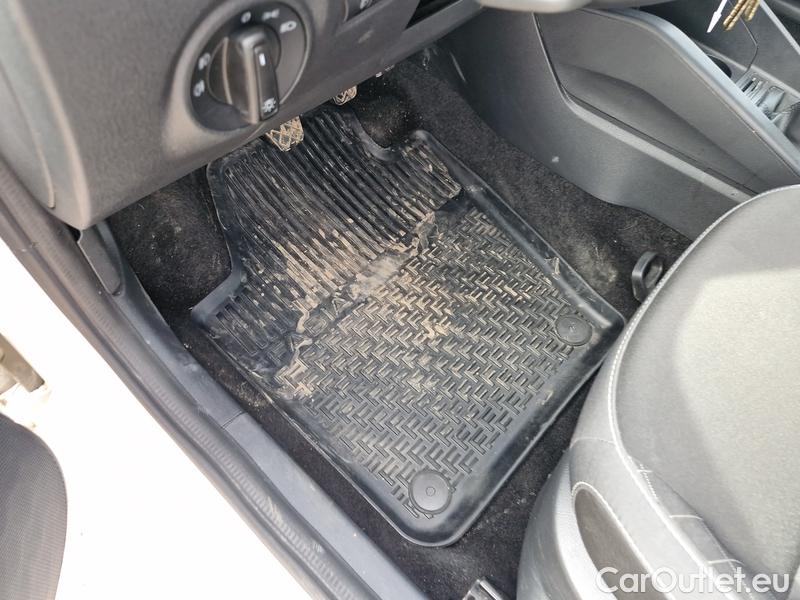  Skoda  Fabia  Combi (2015) Com.1.0TSI 70 Ambition 5d #4