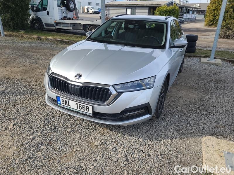  Skoda  Octavia  Combi (NX3)(2020) Oct.C.2.0TDI 110 4x4 Ambit AT #1