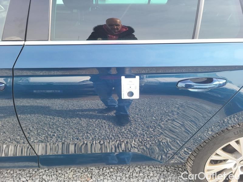  Skoda  Superb  Combi (3V5)(2015) Sup.C.FL2.0TDI 110 Style AT #8