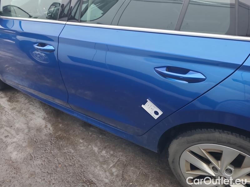  Skoda  Octavia  Combi (NX3)(2020) Oct.Combi 2.0TDI 110 Style AT #10