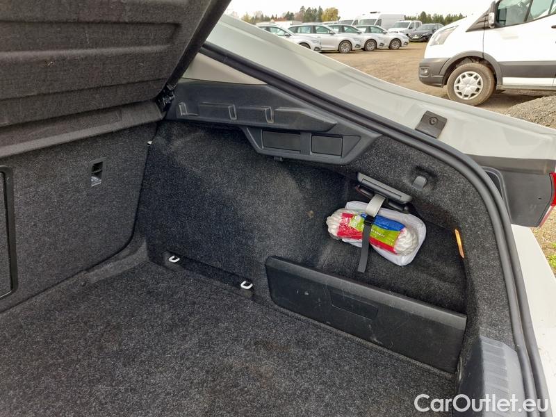  Skoda  Octavia  Lim. (NX3)(2020) Oct.2.0TDI 110 Ambition 5d #6