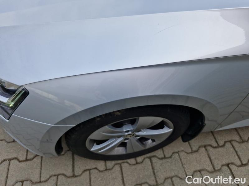  Skoda  Superb  Combi (3V5)(2015) Su.C.2.0TDI 147 4x4 Style Aut #4