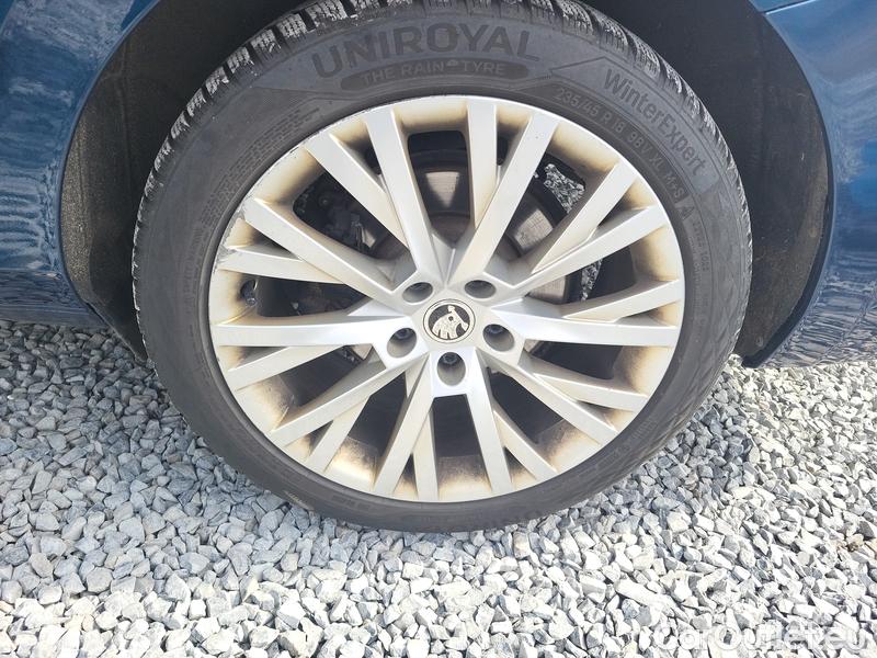  Skoda  Superb  Combi (3V5)(2015) Sup.C.FL2.0TDI 110 Style AT #9