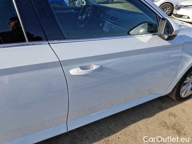  Skoda  Superb  (3V3)(2015) Supe.2.0TDI 147 Style 4x4 Aut #19