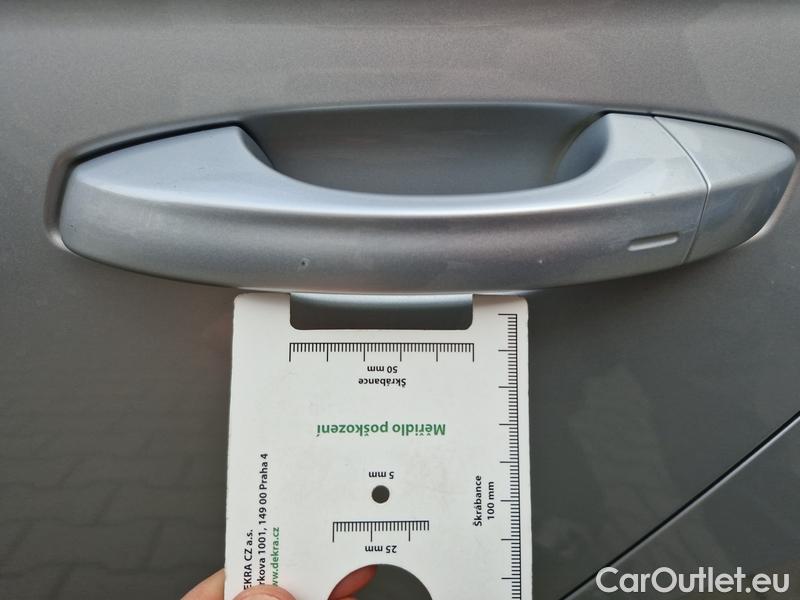  Skoda  Superb  Combi (3V5)(2015) Su.C.2.0TDI 147 4x4 Style Aut #10