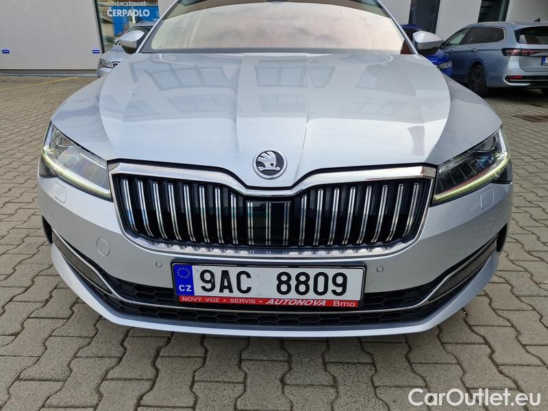  Skoda  Superb  Combi (3V5)(2015) Su.C.2.0TDI 147 4x4 Style Aut #3