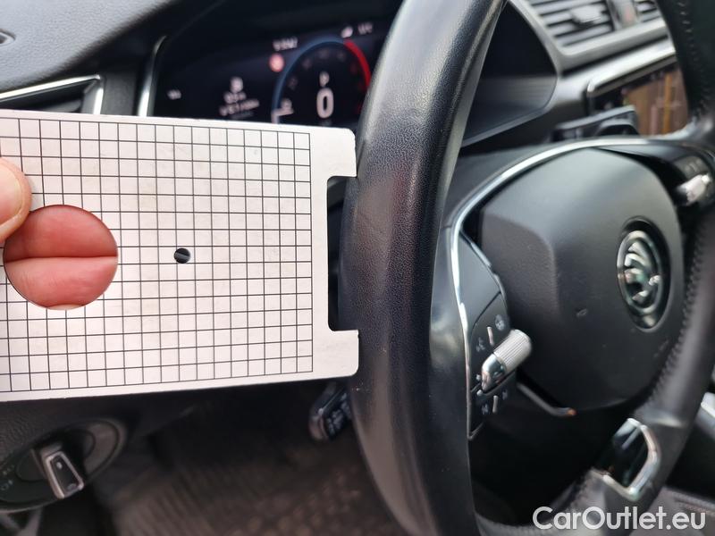  Skoda  Superb  Combi (3V5)(2015) Su.C.2.0TDI 147 4x4 Style Aut #14