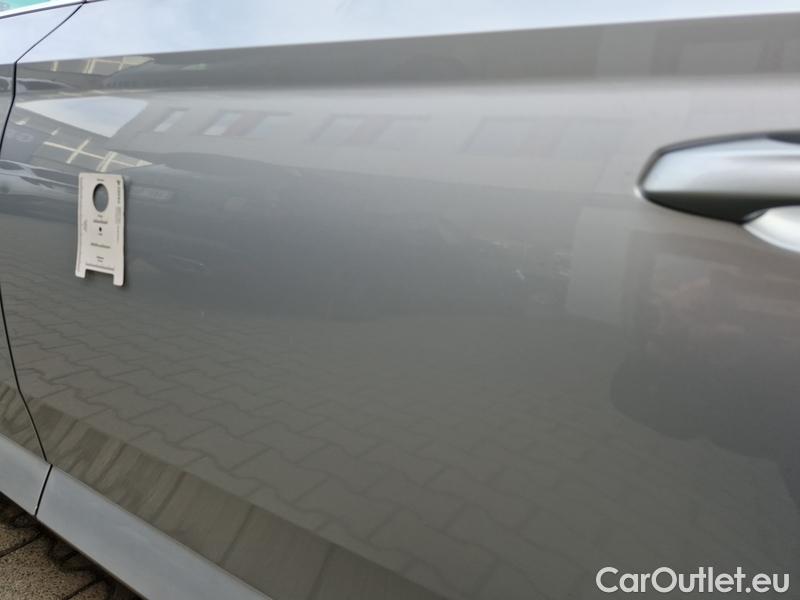  Skoda  Superb  Combi (3V5)(2015) Su.C.2.0TDI 147 4x4 Style Aut #8