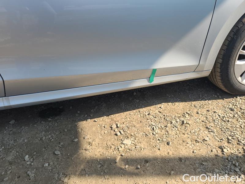  Skoda  Octavia  Combi (NX3)(2020) Oct.C.2.0TDI 110 4x4 Ambit AT #5