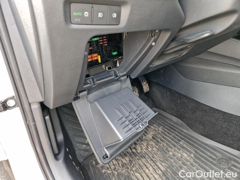  Skoda  Octavia  Lim. (NX3)(2020) Oct.2.0TDI 110 Ambition 5d #10