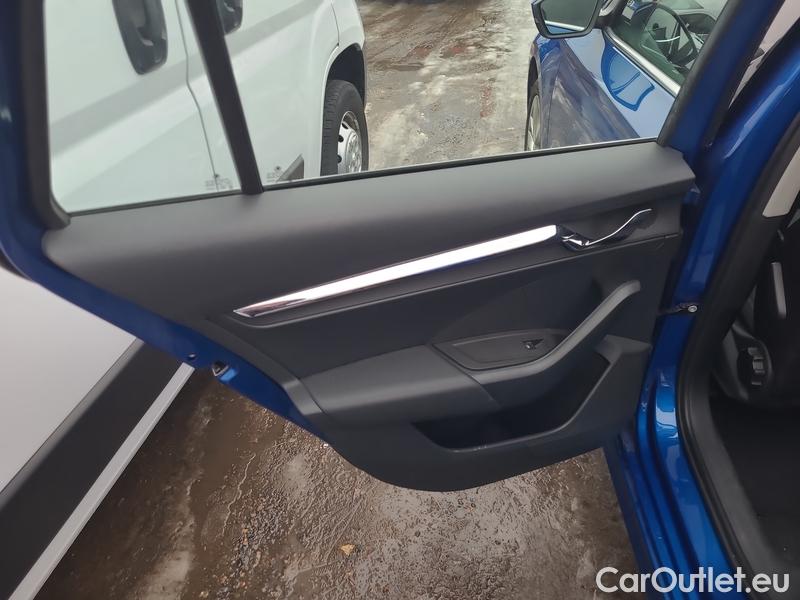  Skoda  Octavia  Combi (NX3)(2020) Oct.Combi 2.0TDI 110 Style AT #11