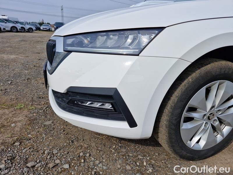  Skoda  Octavia  Lim. (NX3)(2020) Oct.2.0TDI 110 Ambition 5d #3